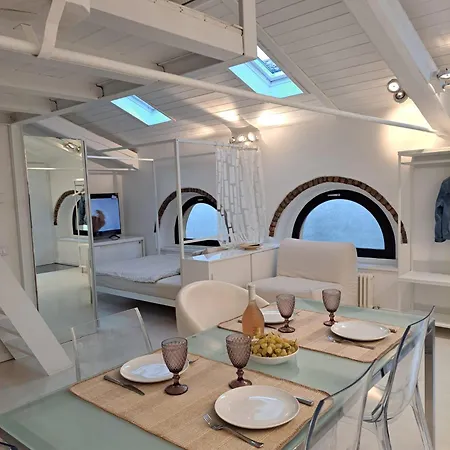 Апартаменты Cozy Casa Bianca Bergamo *