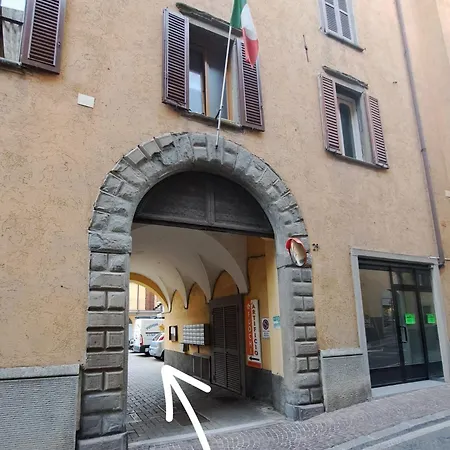 Cozy Casa Bianca Bergamo Апартаменты Alzano Lombardo